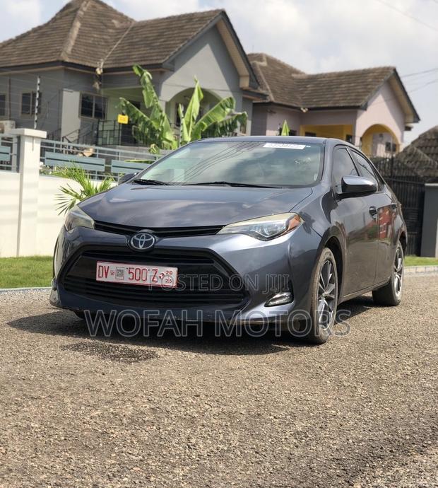 Toyota Corolla 2018 Gray