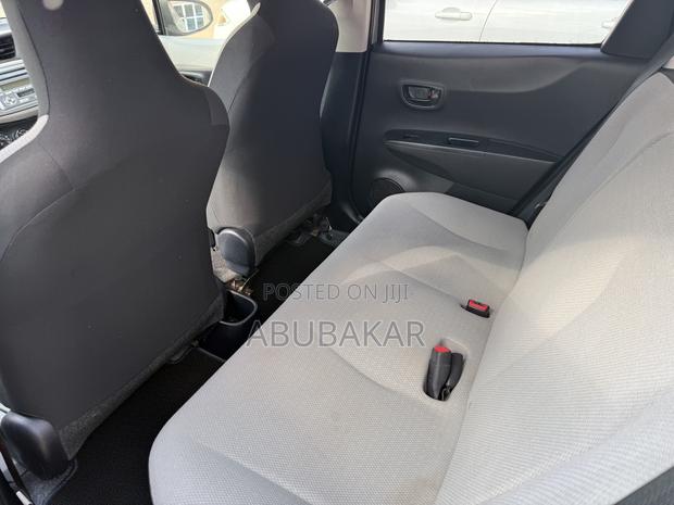 Toyota Vitz 2012 Gray