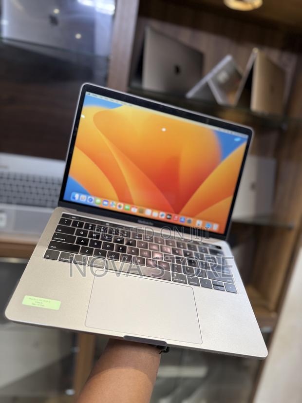 Laptop Apple MacBook Pro 2019 8GB Intel Core I5 SSD 512GB photo 4