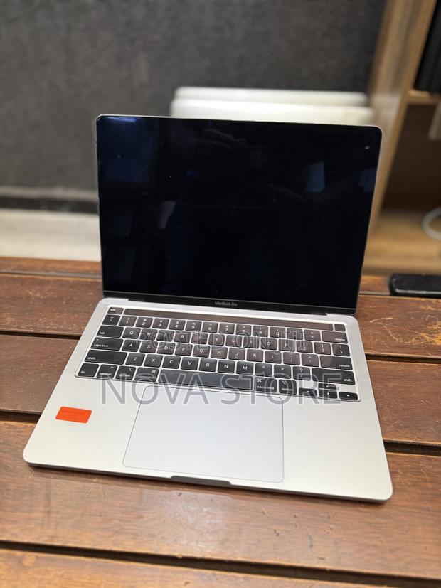 Laptop Apple MacBook Pro 2020 8GB Intel Core I5 SSD 512GB photo 4