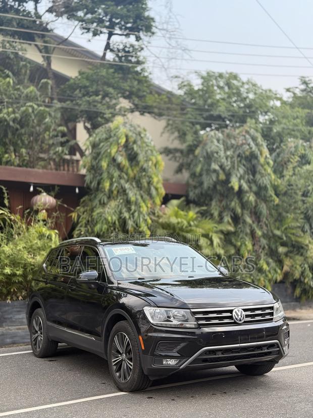 Volkswagen Tiguan 2.0T SEL AWD 4MOTION 2019 Black