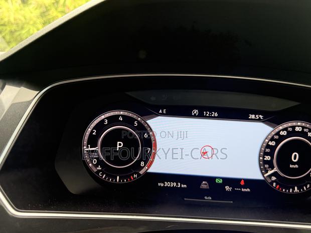 Volkswagen Tiguan 2.0T SEL AWD 4MOTION 2019 Black photo 13