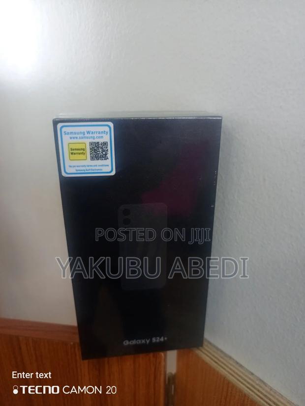 New Samsung Galaxy S24 Plus 256 GB Black photo 3