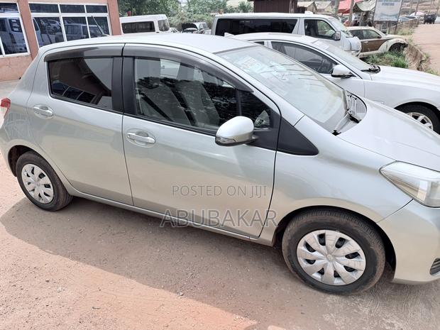 Toyota Vitz 2012 Gray