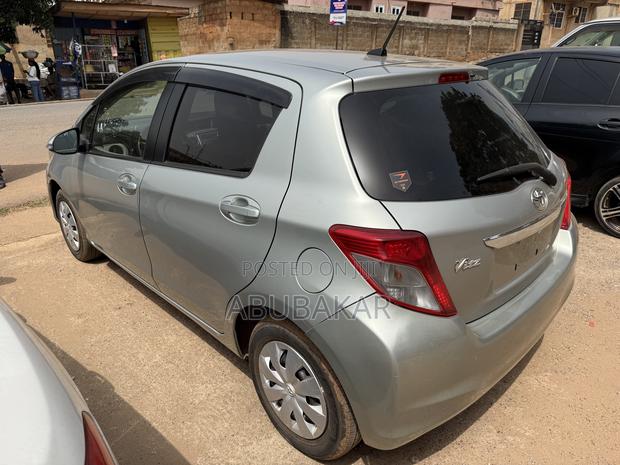 Toyota Vitz 2012 Gray