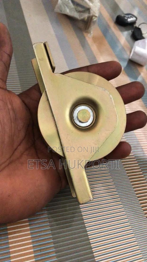 Sliding Door Roller Wheel Pulley Rail Bracket Heavy Roller photo 4