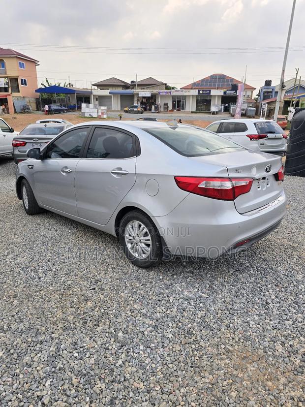 Kia Rio EX 4dr Sedan (1.6L 4cyl 6A) 2013 Silver photo 5