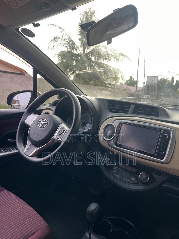 Toyota Vitz 1.5 FWD 5dr 2014 Brown