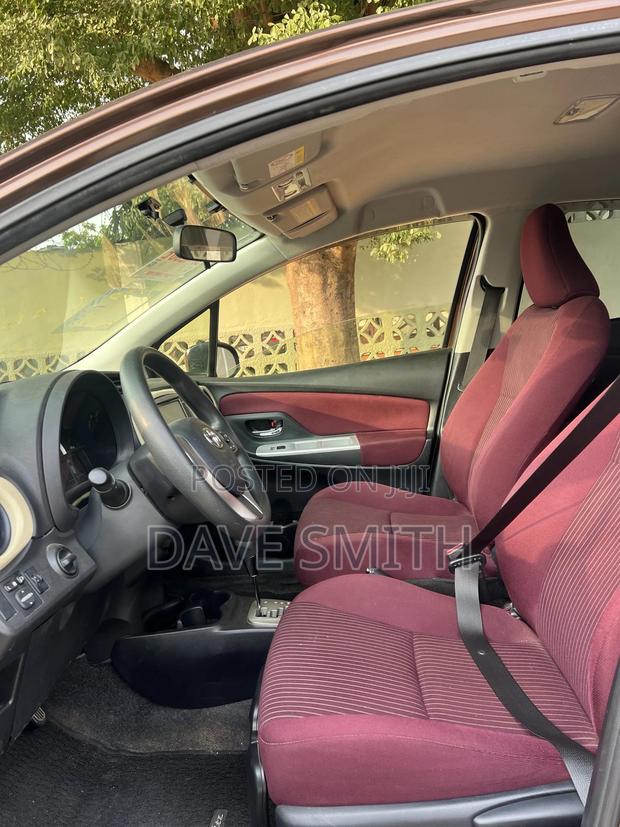 Toyota Vitz 1.5 FWD 5dr 2014 Brown