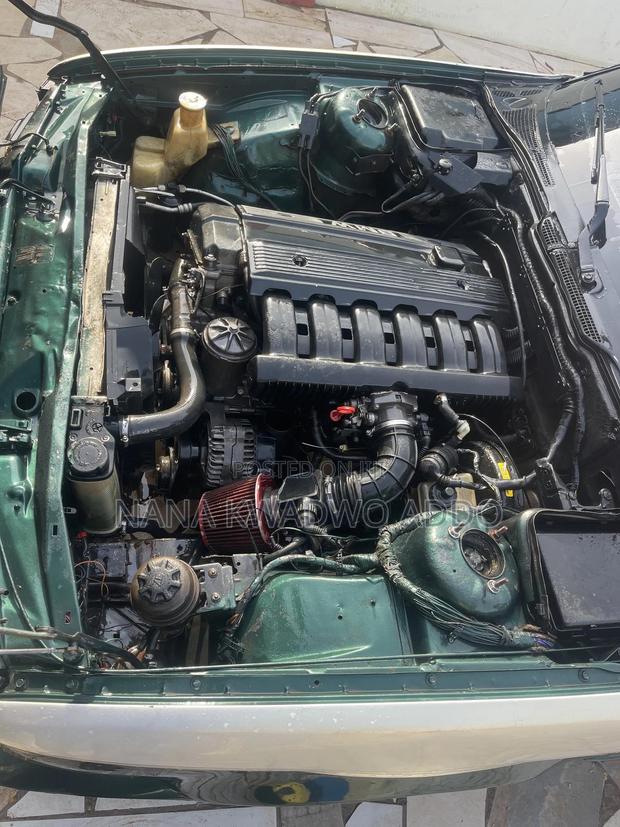BMW 520i 1997 Green photo 12