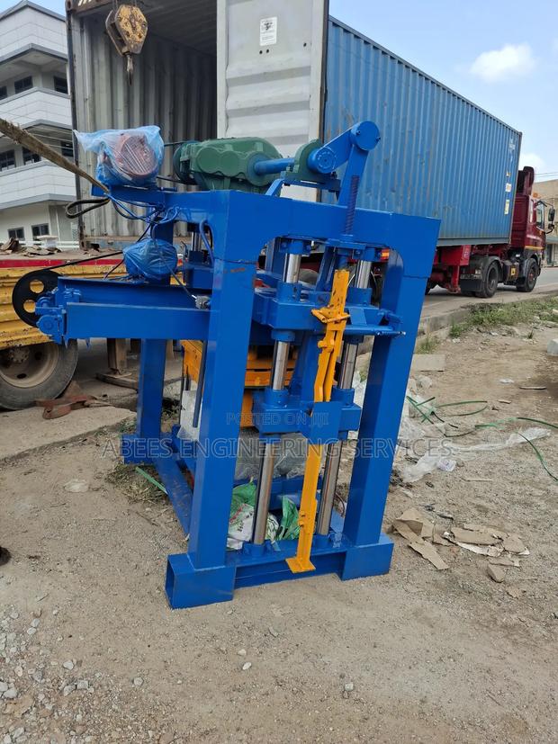 Qt4-40 Block Machine photo 3