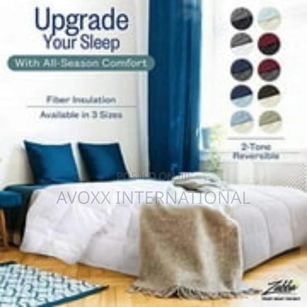 Sleep Restor. King/Calking Hotel Quality 104"X98" Reversible Comforter photo 4