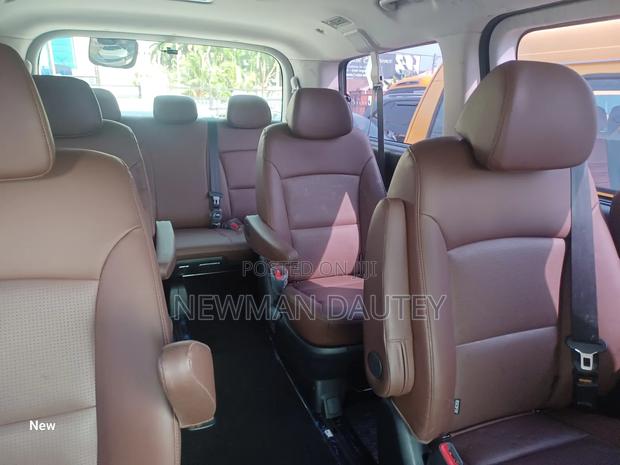 Hyundai Starex 2019 Black