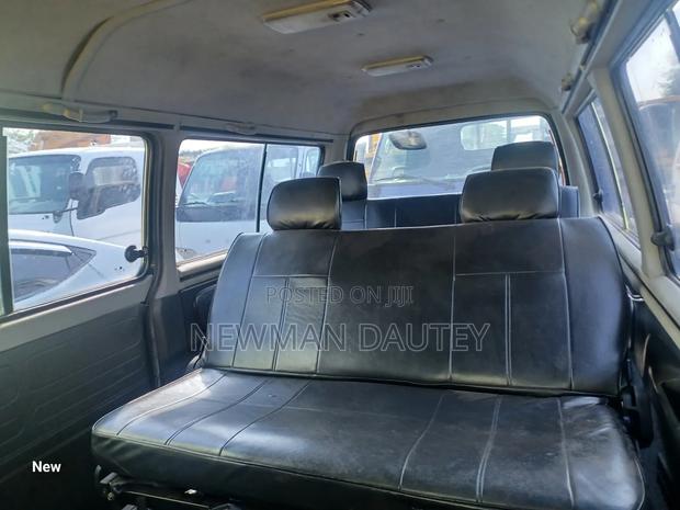 Hyundai H-100 2002 Green