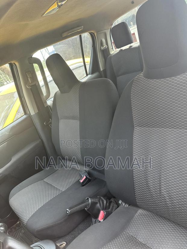 Toyota Hilux 2018 Gray