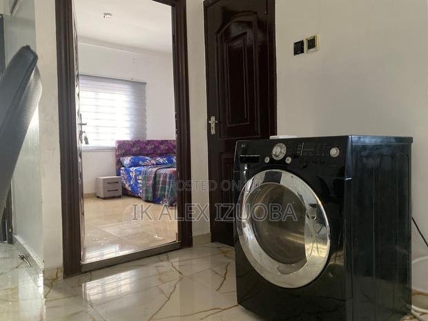 Furnished 2bdrm Room & Parlour in East Legon for rent photo 4