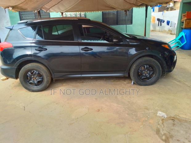 Toyota RAV4 Limited 4dr SUV AWD (2.5L 4cyl 6A) 2015 Black