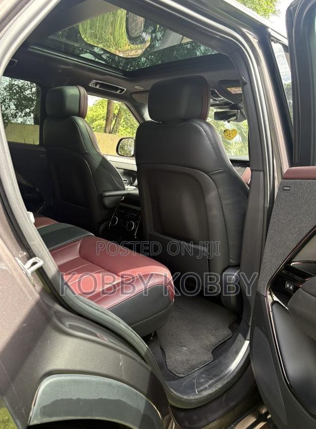 Land Rover Range Rover Sport 2024 photo 2
