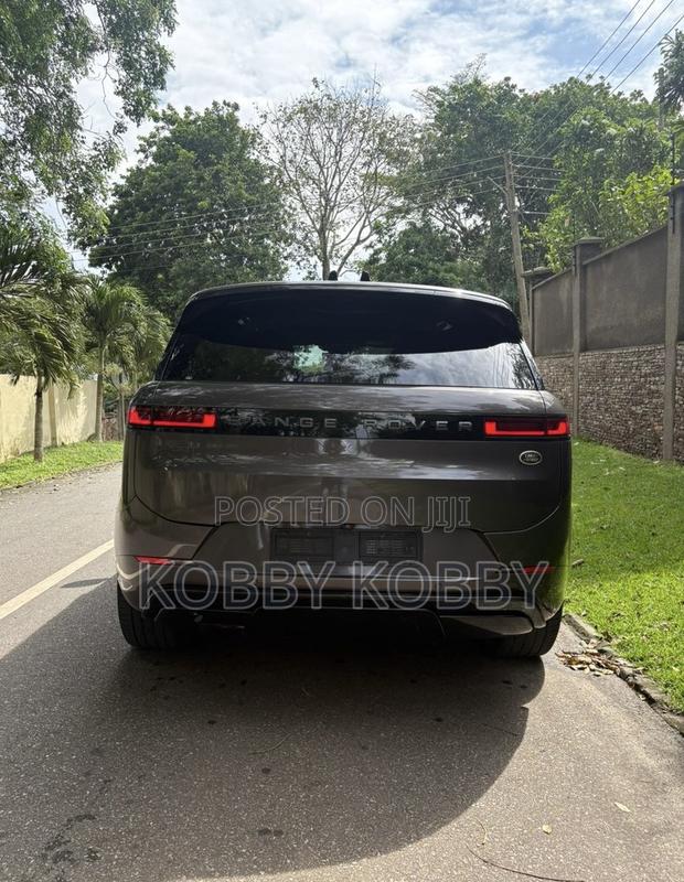 Land Rover Range Rover Sport 2024 photo 6