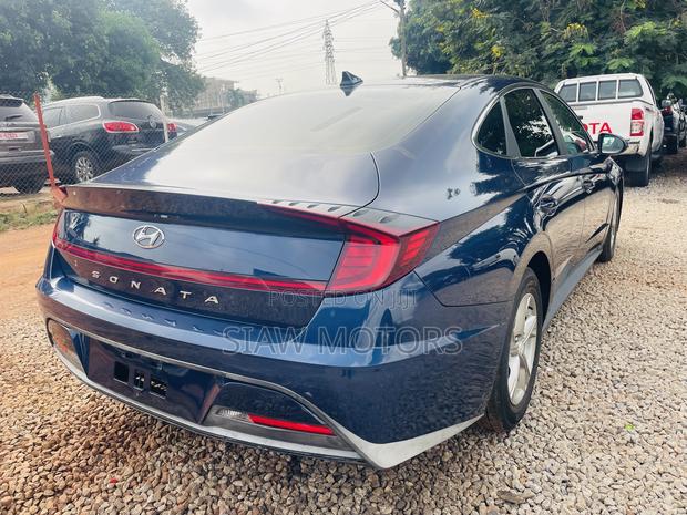 Hyundai Sonata SE 2021 Blue