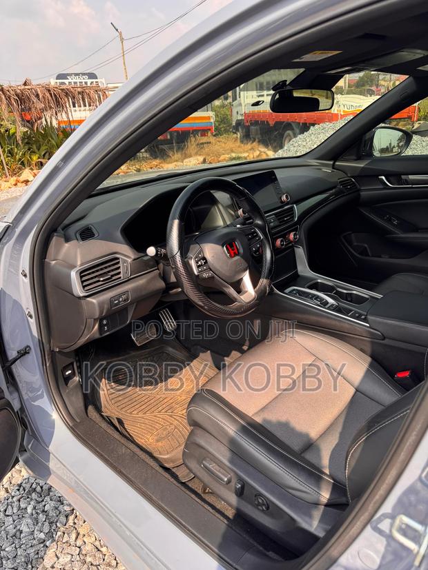 Honda Accord Sport 2.0T 2020 Silver photo 5