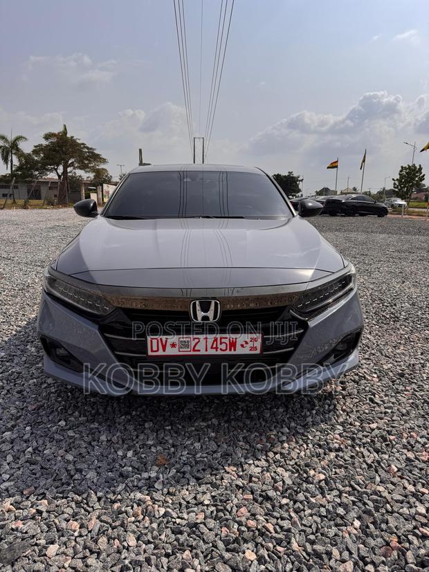 Honda Accord Sport 2.0T 2020 Silver photo 7