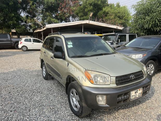 Toyota RAV4 2005 Gray photo 2