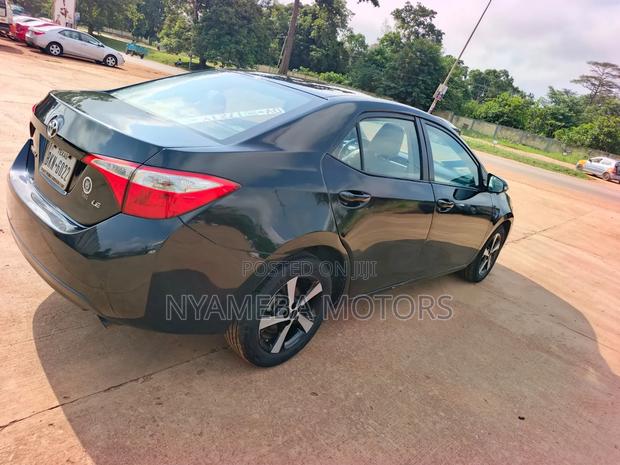 Toyota Corolla 2016 Black