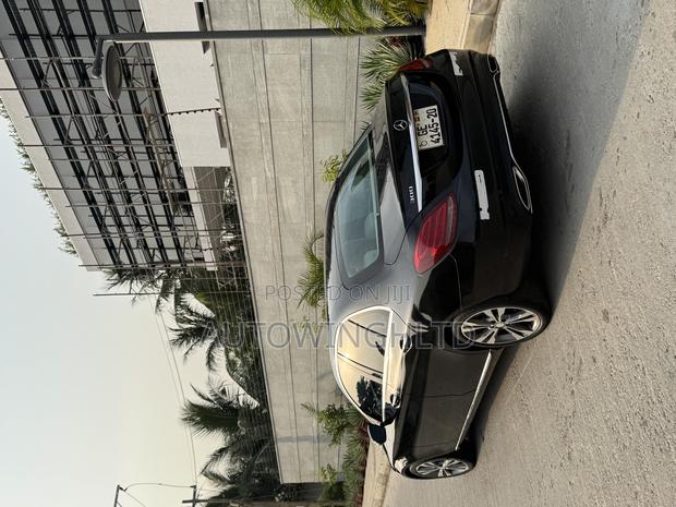Mercedes-Benz C300 Luxury 4Matic Sedan AWD (2.0L 4cyl 7A) 2016 Black