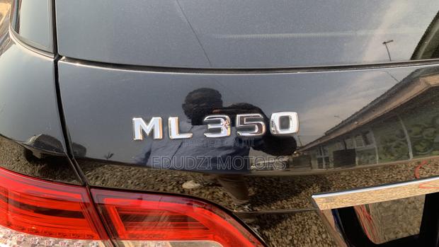 Mercedes-Benz M Class ML350 4dr SUV (3.5L 6cyl 7A) 2015 Blue