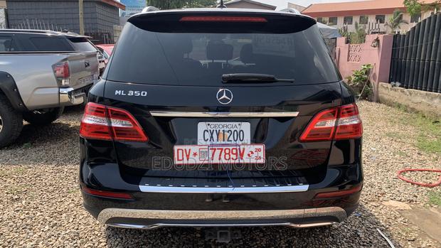 Mercedes-Benz M Class ML350 4dr SUV (3.5L 6cyl 7A) 2015 Blue