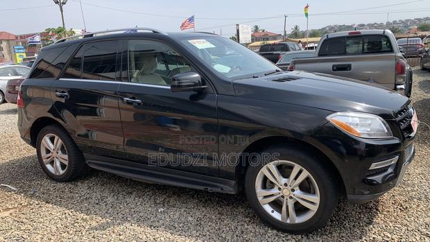 Mercedes-Benz M Class ML350 4dr SUV (3.5L 6cyl 7A) 2015 Blue