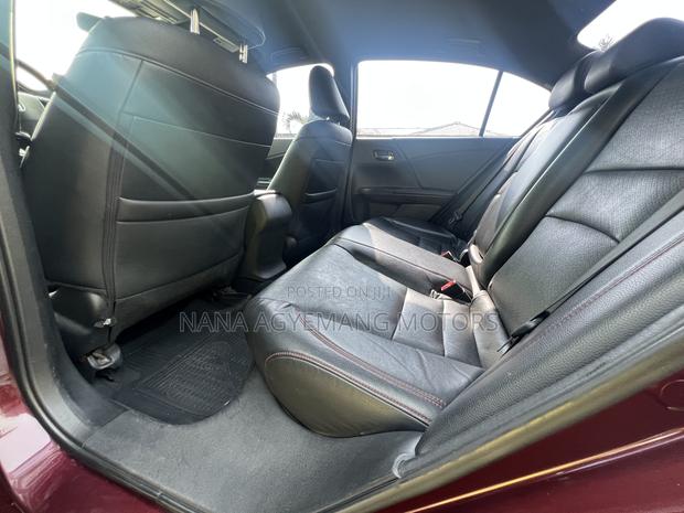 Honda Accord Sport 4dr Sedan FWD (2.4L 4cyl 2A) 2017 Beige