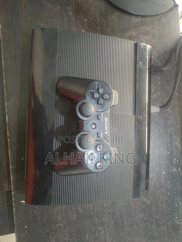Ps3 Super Slim With 21 Games