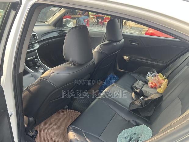 Honda Accord LX 4dr Sedan FWD (2.4L 4cyl 2A) 2013 White