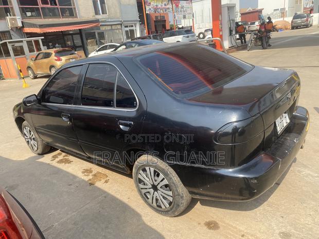 Nissan Sentra SE-R 2002 Black