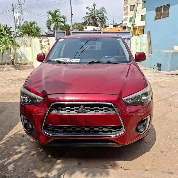 Mitsubishi Outlander SE 4dr SUV (2.4L 4cyl CVT) 2015 Red photo 4