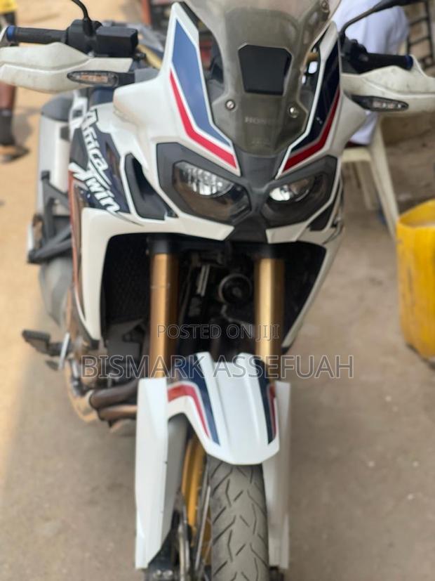 Honda 2010 White