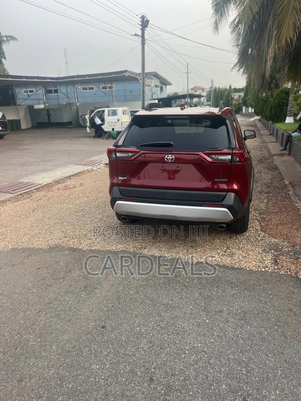 Toyota RAV4 Adventure 2019 Red