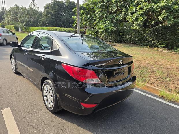 Hyundai Accent GLS 4dr Sedan (1.6L 4cyl 6M) 2015 Black