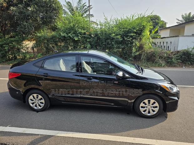 Hyundai Accent GLS 4dr Sedan (1.6L 4cyl 6M) 2015 Black