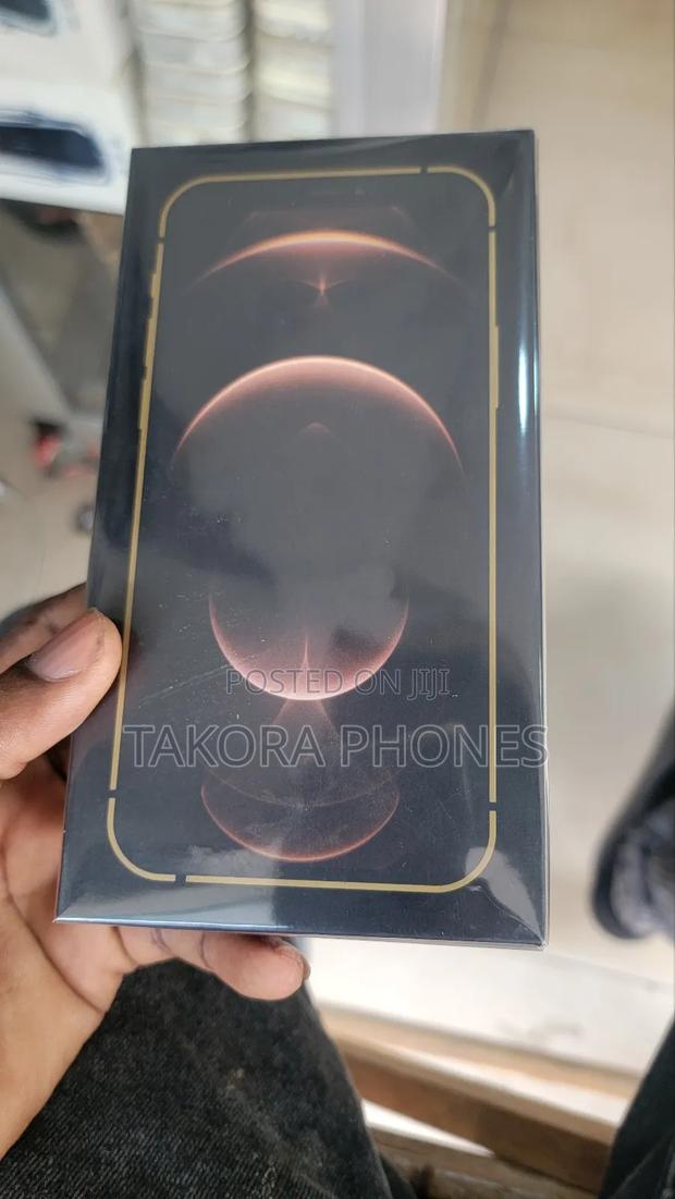New Apple iPhone 12 Pro 128 GB Gold photo 2