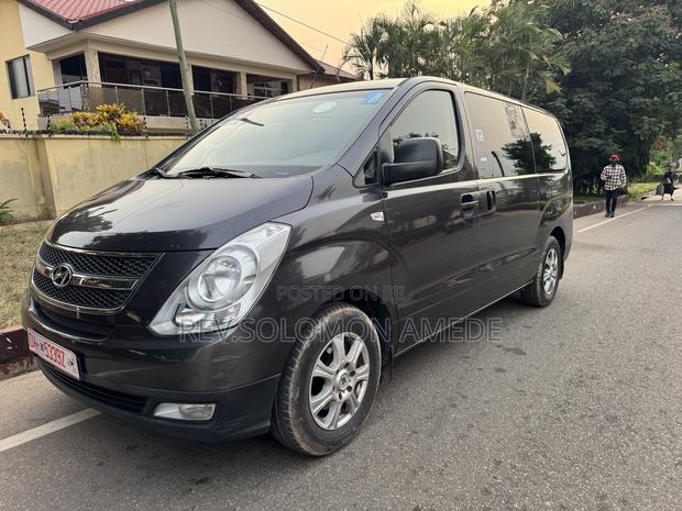 Hyundai H1 2008 Grey photo 4
