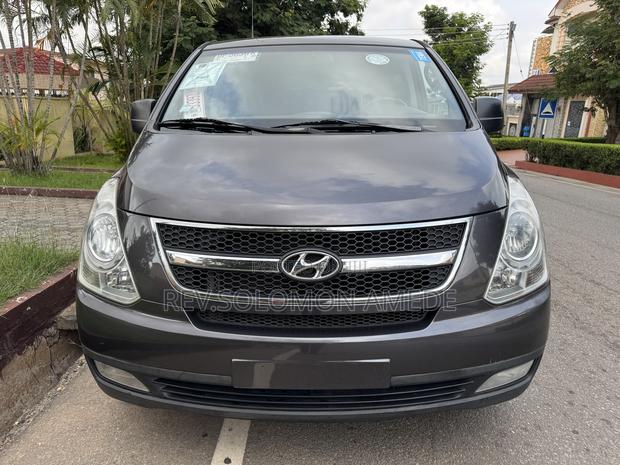 Hyundai H1 2008 Grey