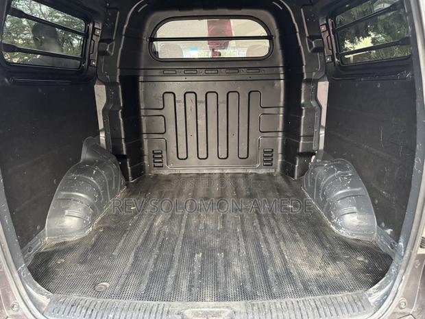 Hyundai H1 2008 Grey photo 14