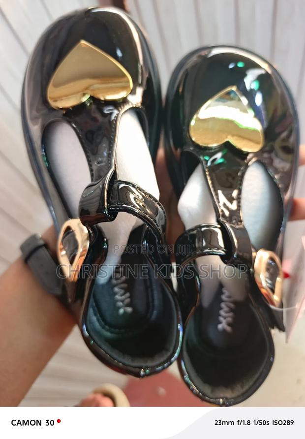 Sh Shoe Fashion photo 2