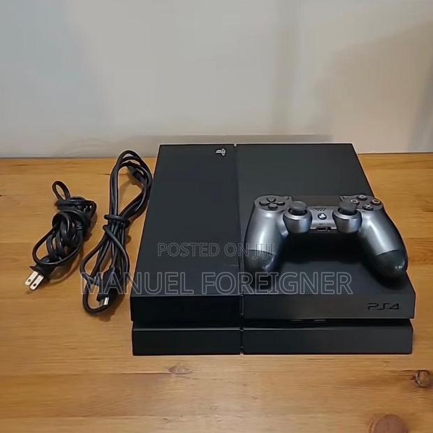 Ps4 Standard With Games Controller · Photo 2
