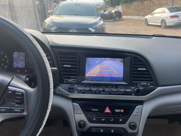 Hyundai Elantra Sport Sedan FWD (1.6L 4cyl 6M) 2017 Black