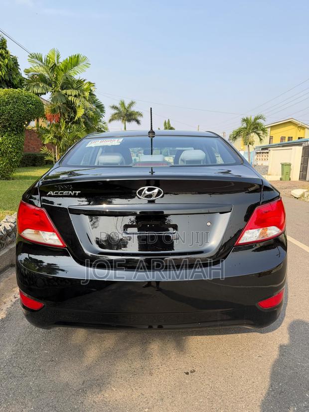 Hyundai Accent SE Sedan 2016 Black