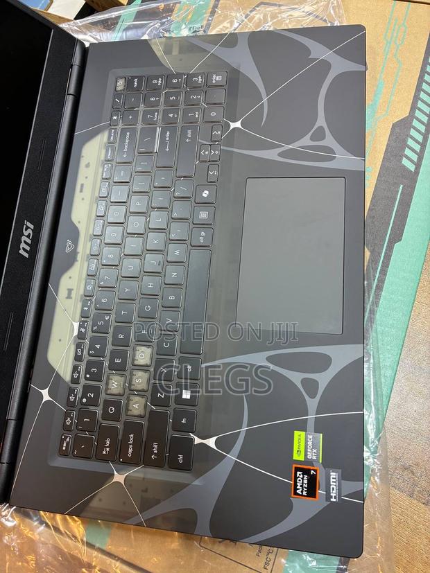 New Laptop MSI Cyborg 15 16GB AMD Ryzen 7 SSD 1T photo 3